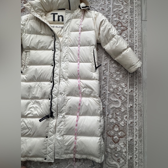 TNA Women's Off-White Puffer Jacket - Picture 3 of 8